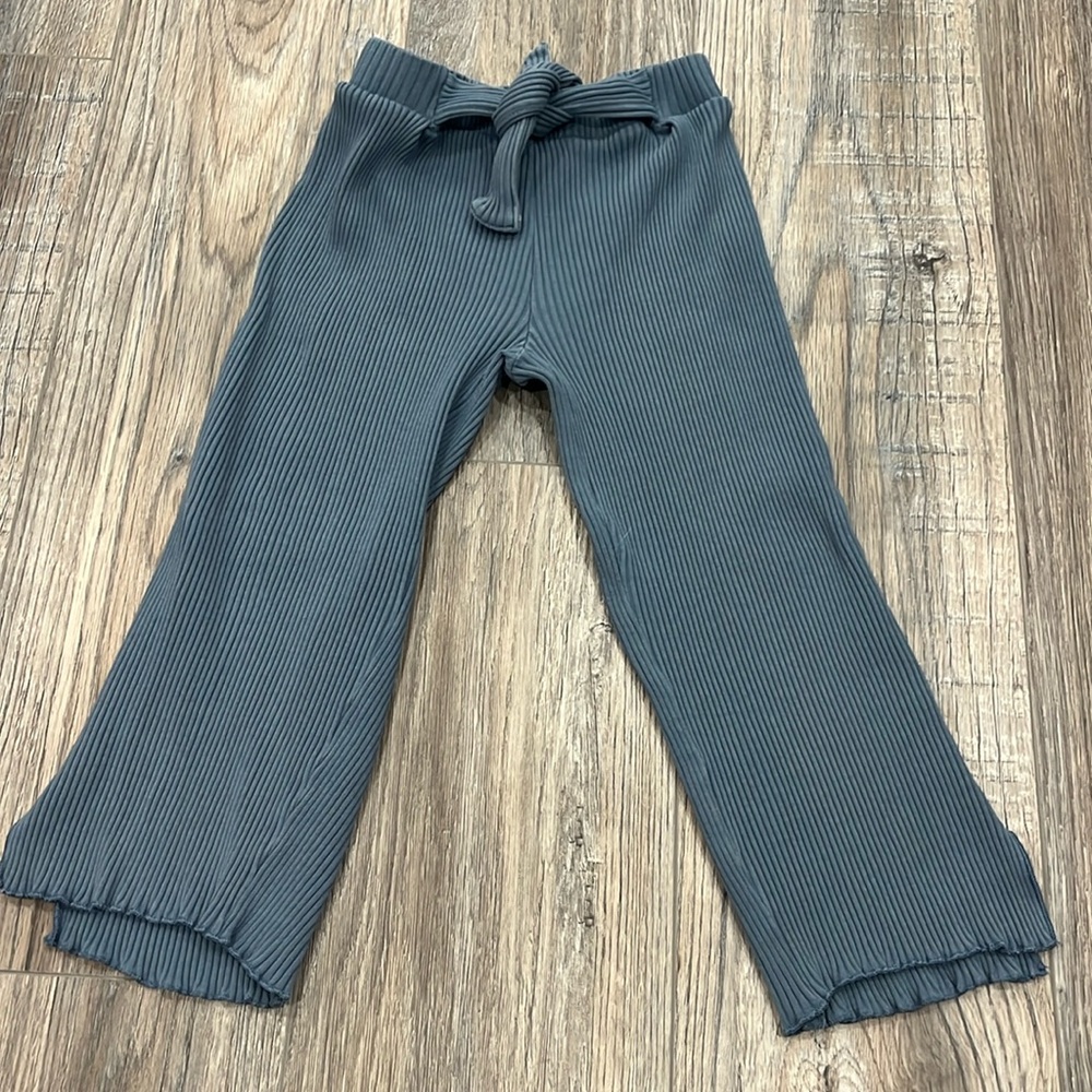 Zara Ribbed Crop Pants